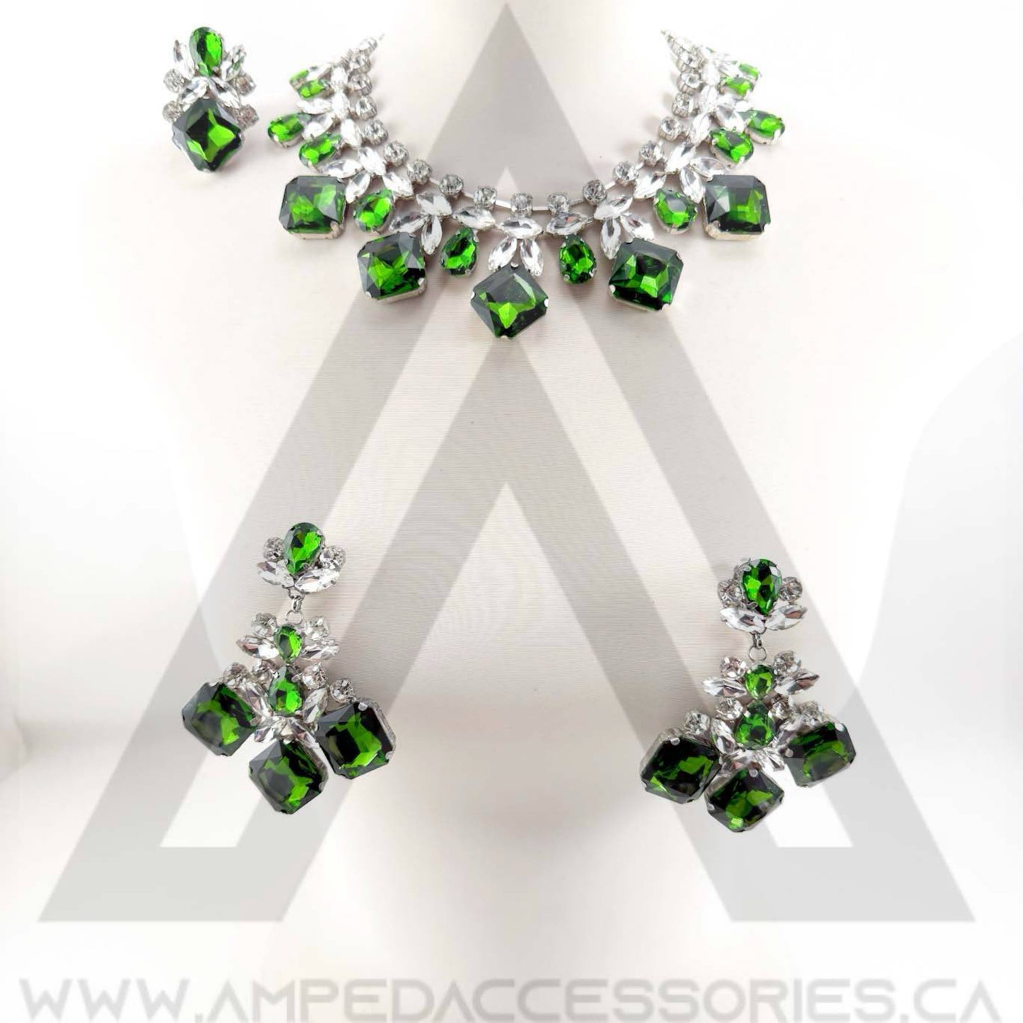 Green Necklace Sets