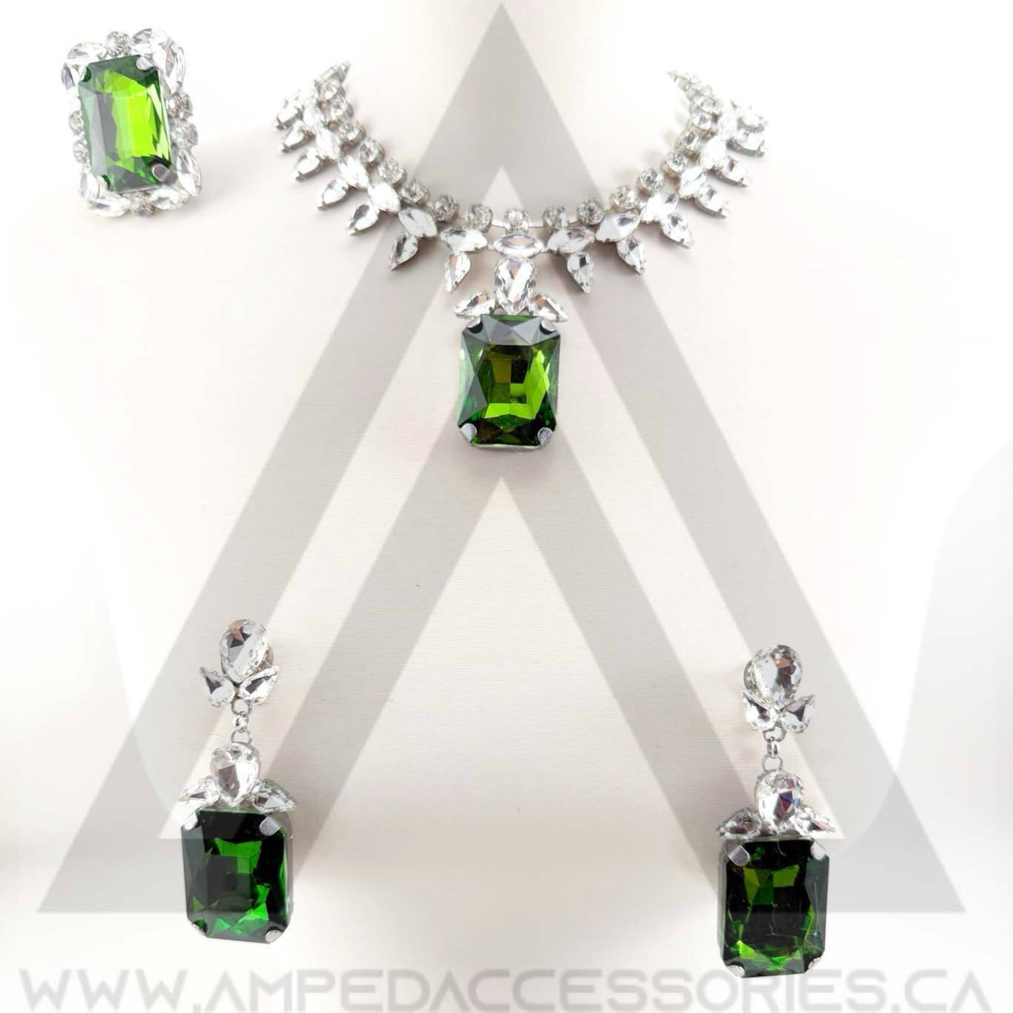 Green Necklace Sets