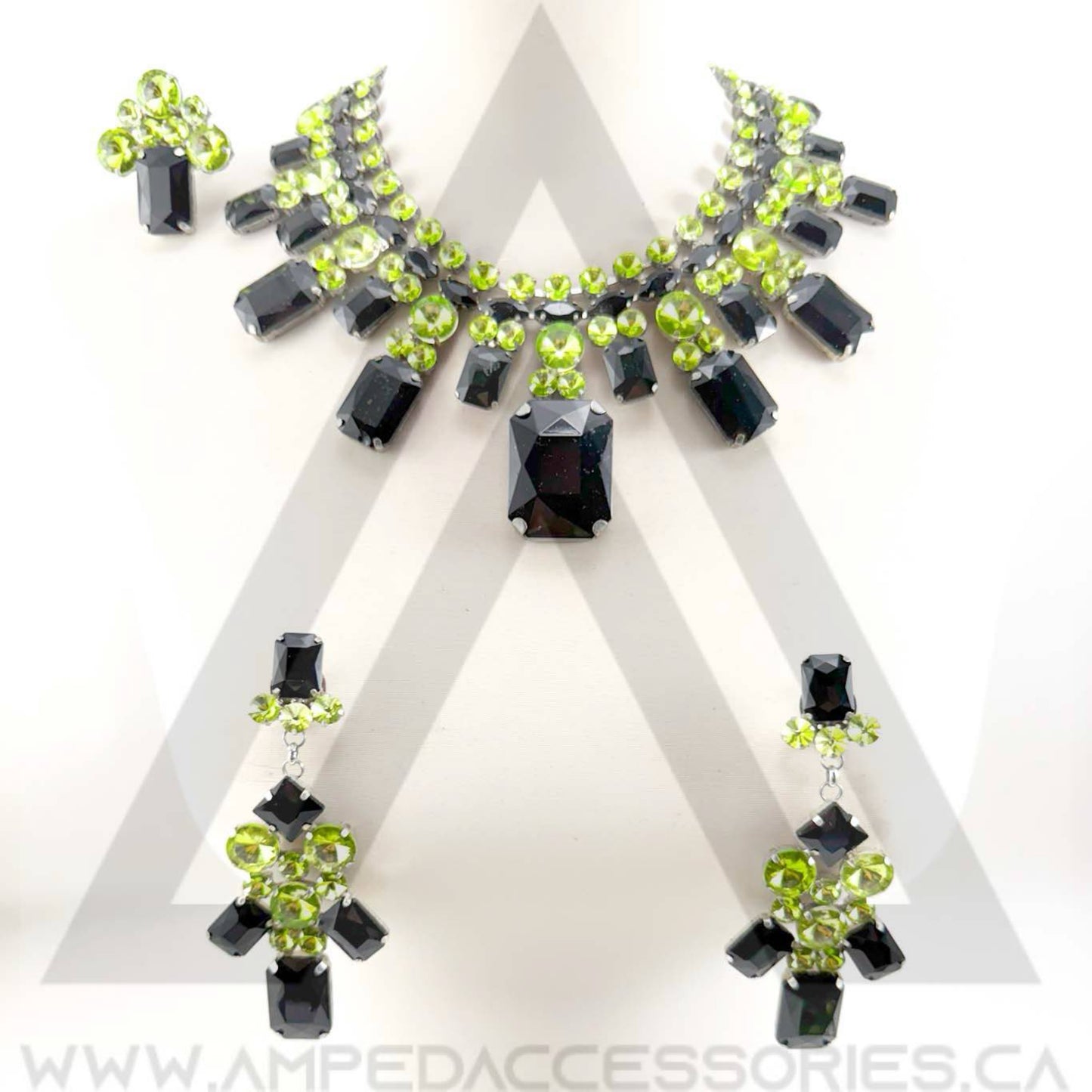 Green Necklace Sets