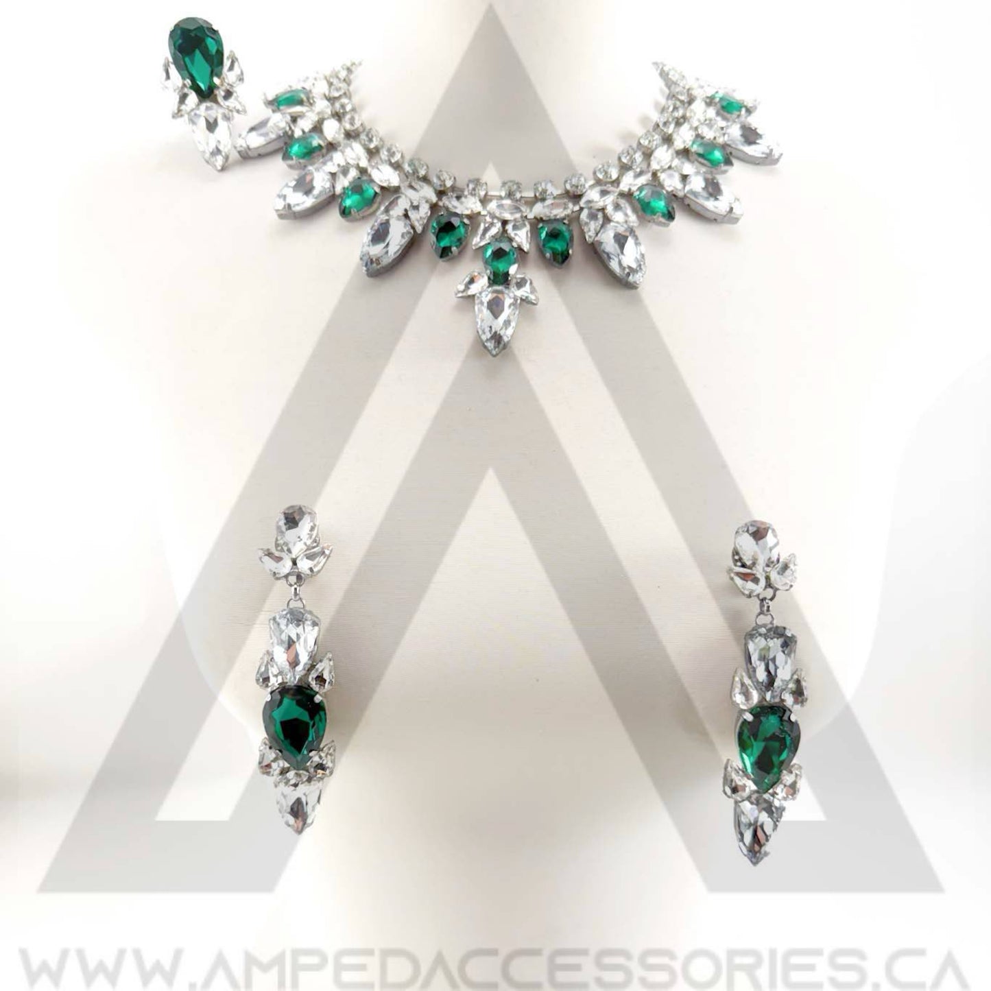 Green Necklace Sets