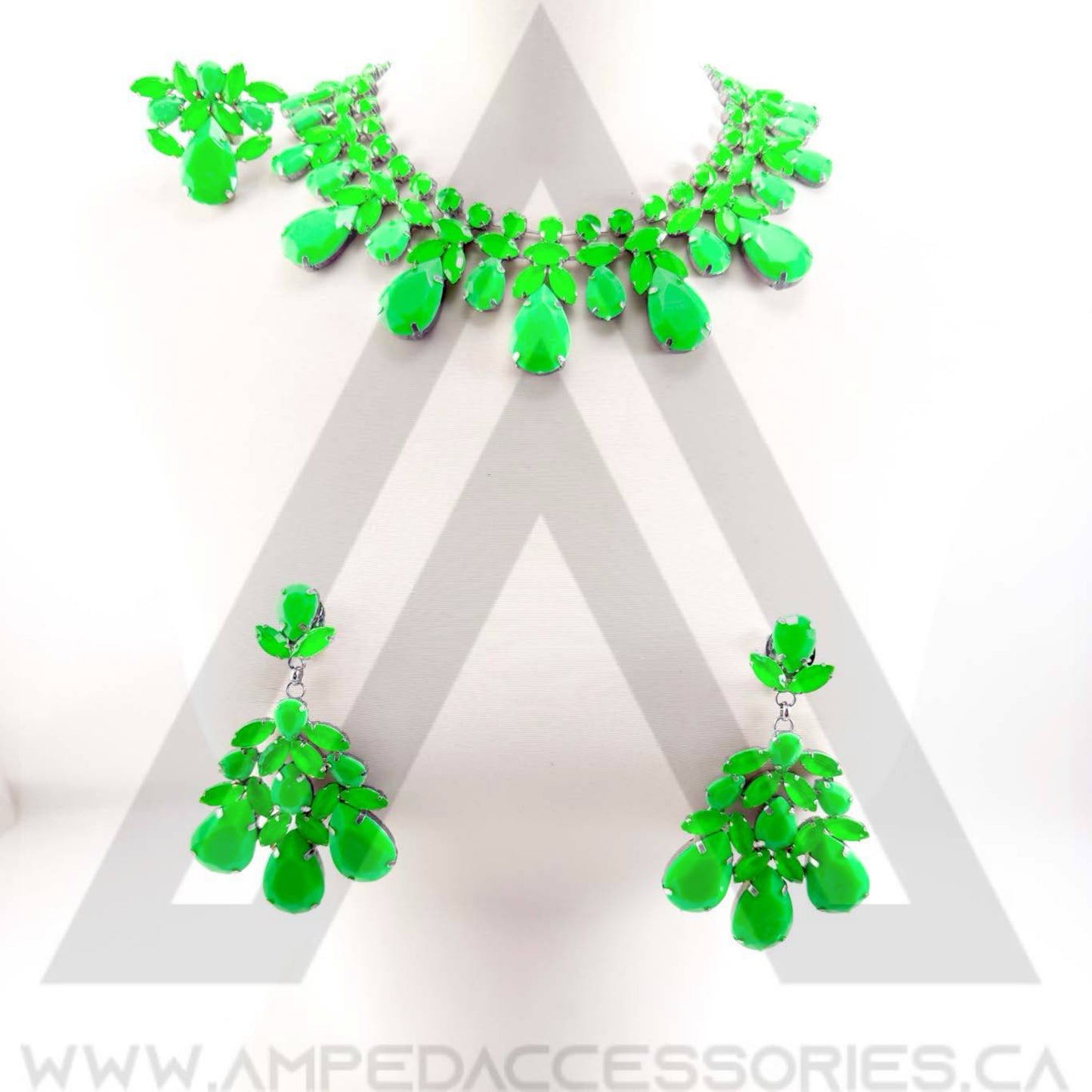 Green Necklace Sets