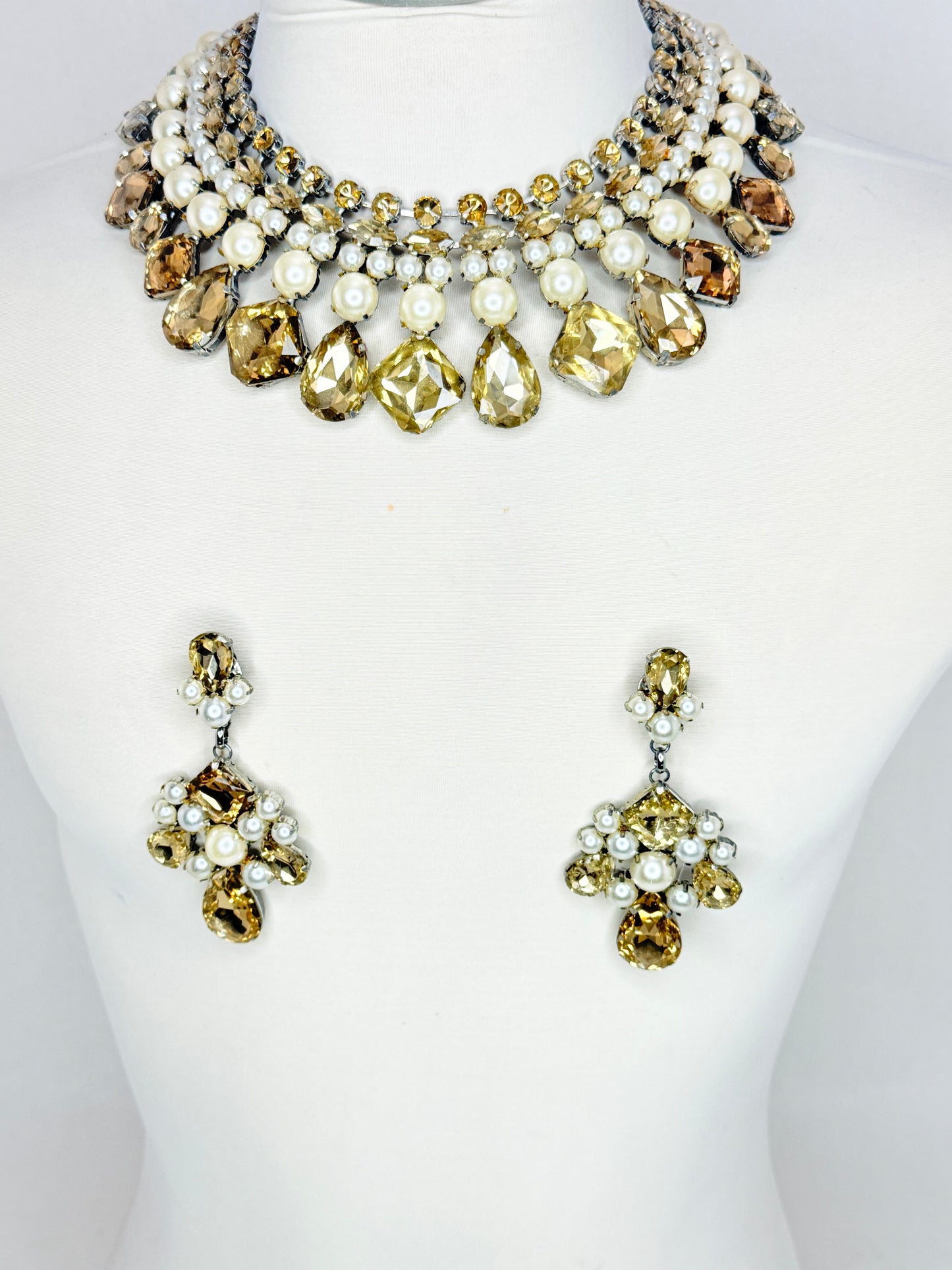 Smoked Topaz & Pearls Necklace Set
