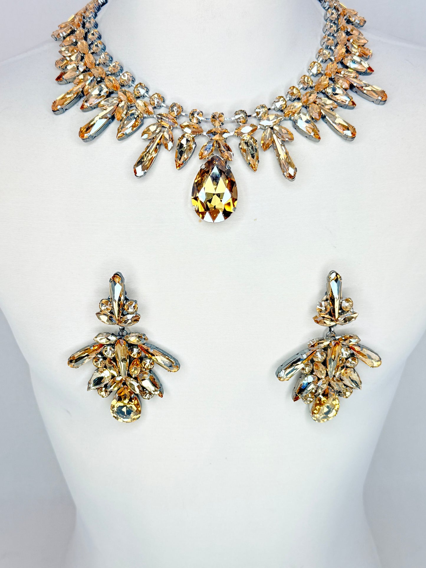 Champagne Necklace Set