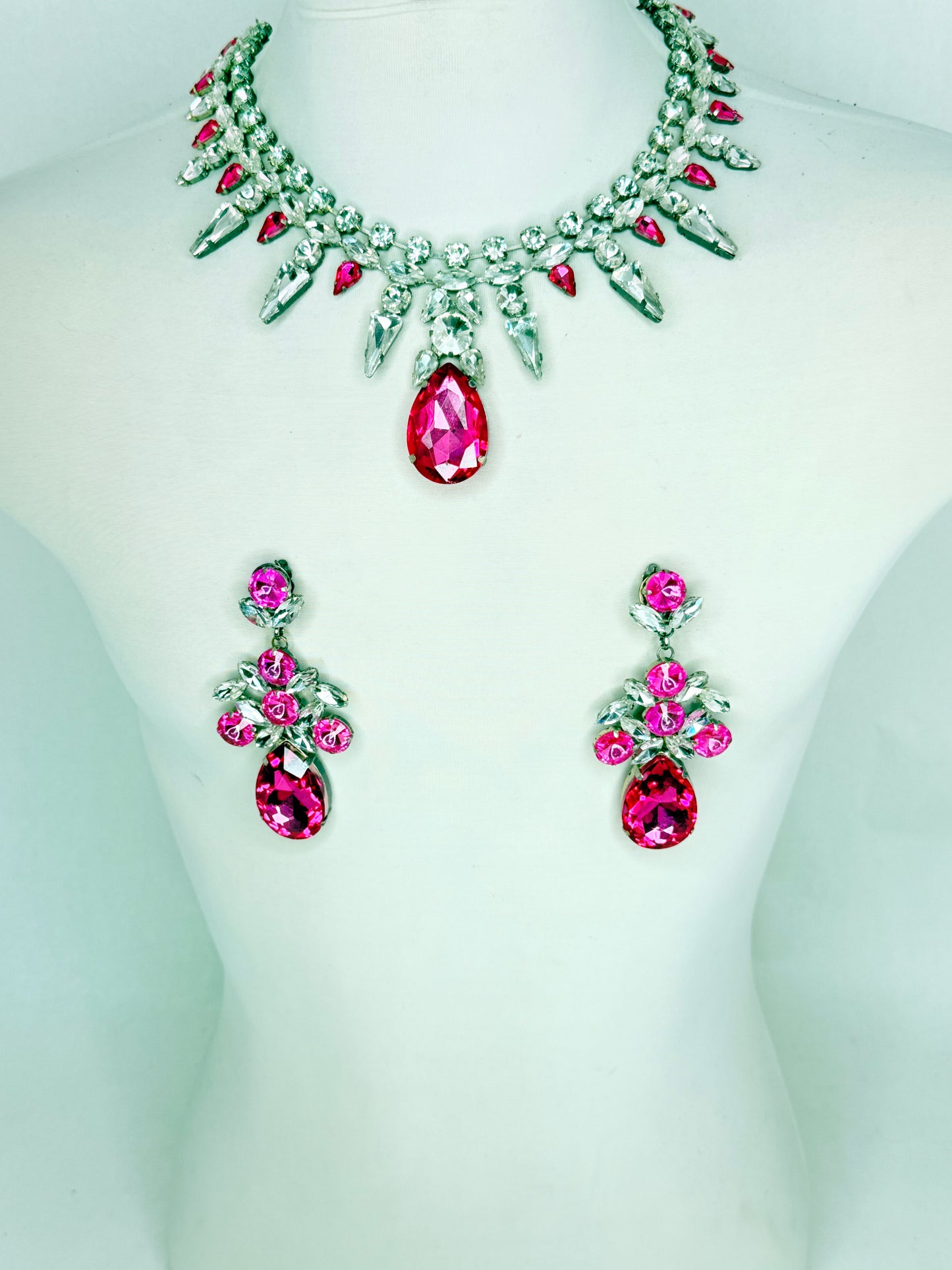 Rose Pink & Clear Necklace Set