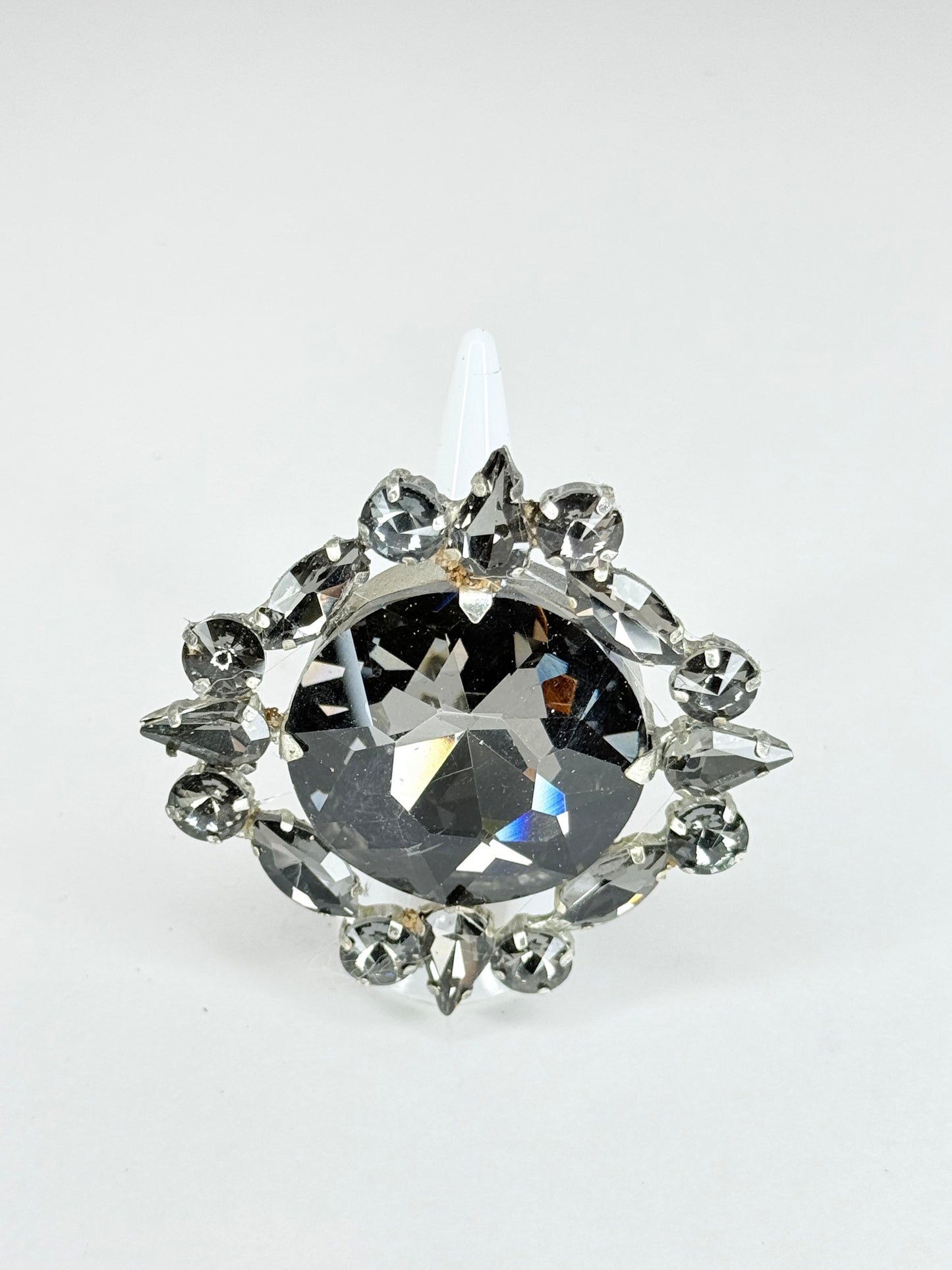 Grey Ring