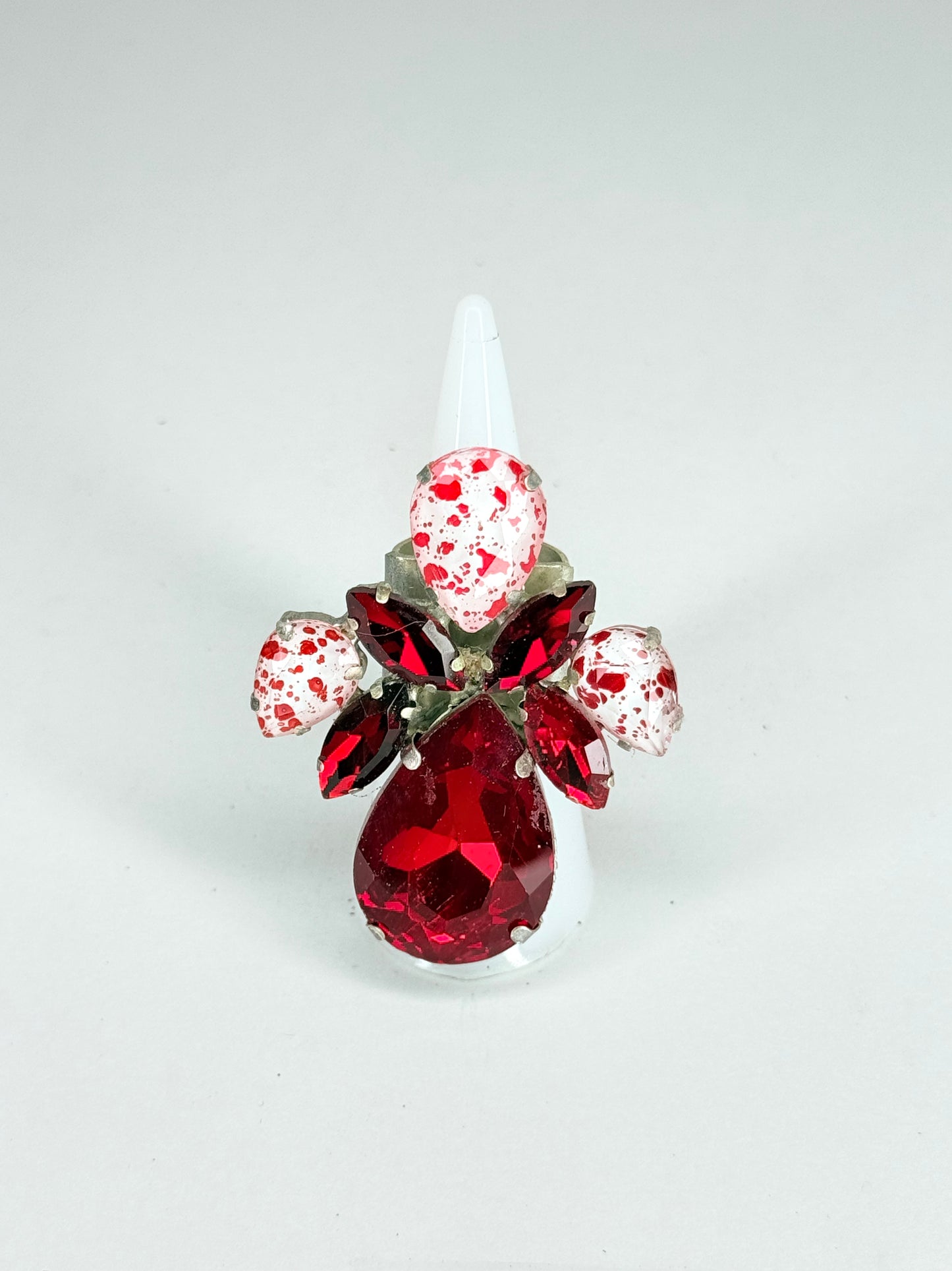 Red & Eggshell Ring