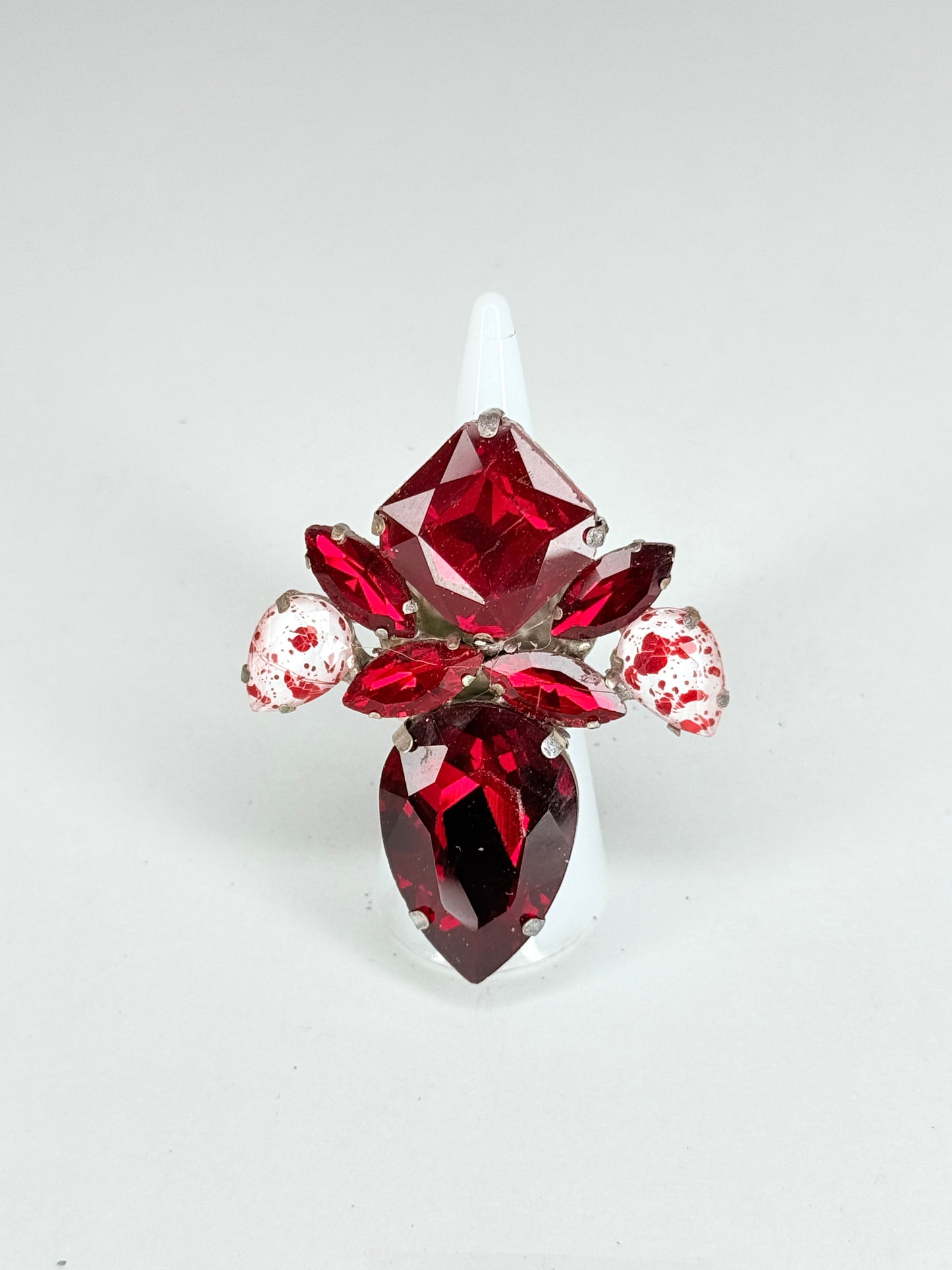 Red & Eggshell Ring