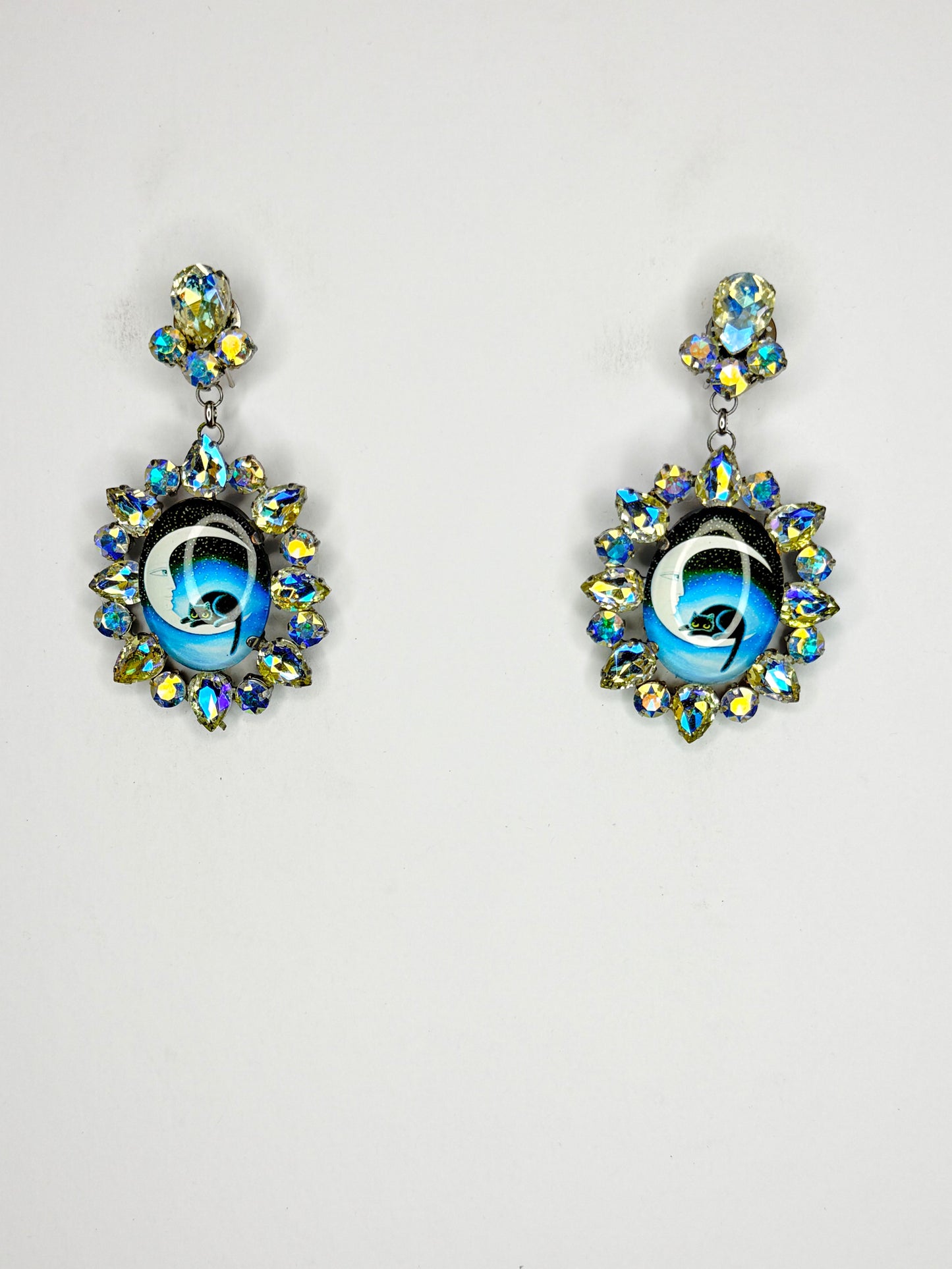 Light Blue & Bluebase AB Cat Cameo Earrings - Medium Size
