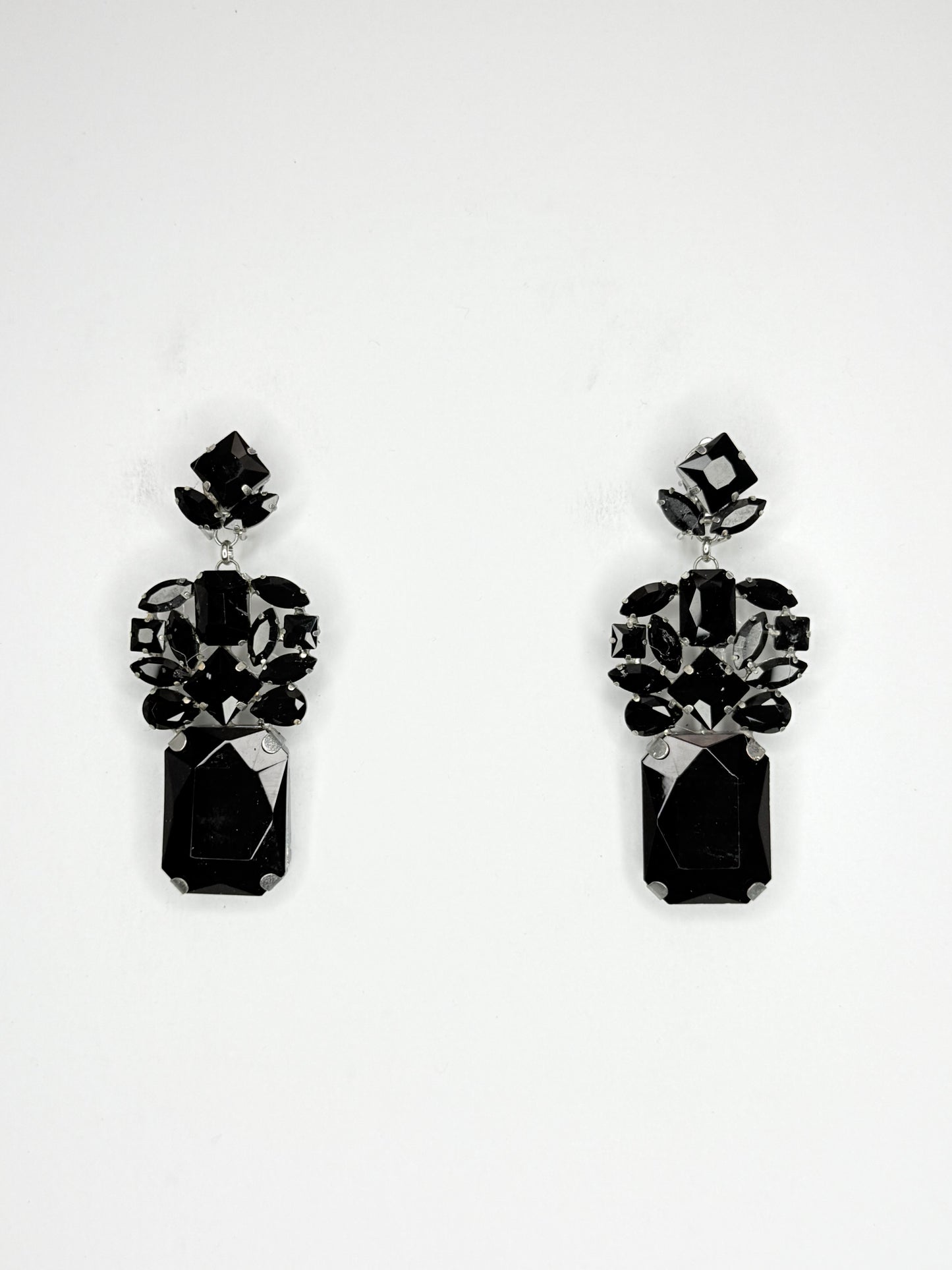 Black Earrings - Medium Size