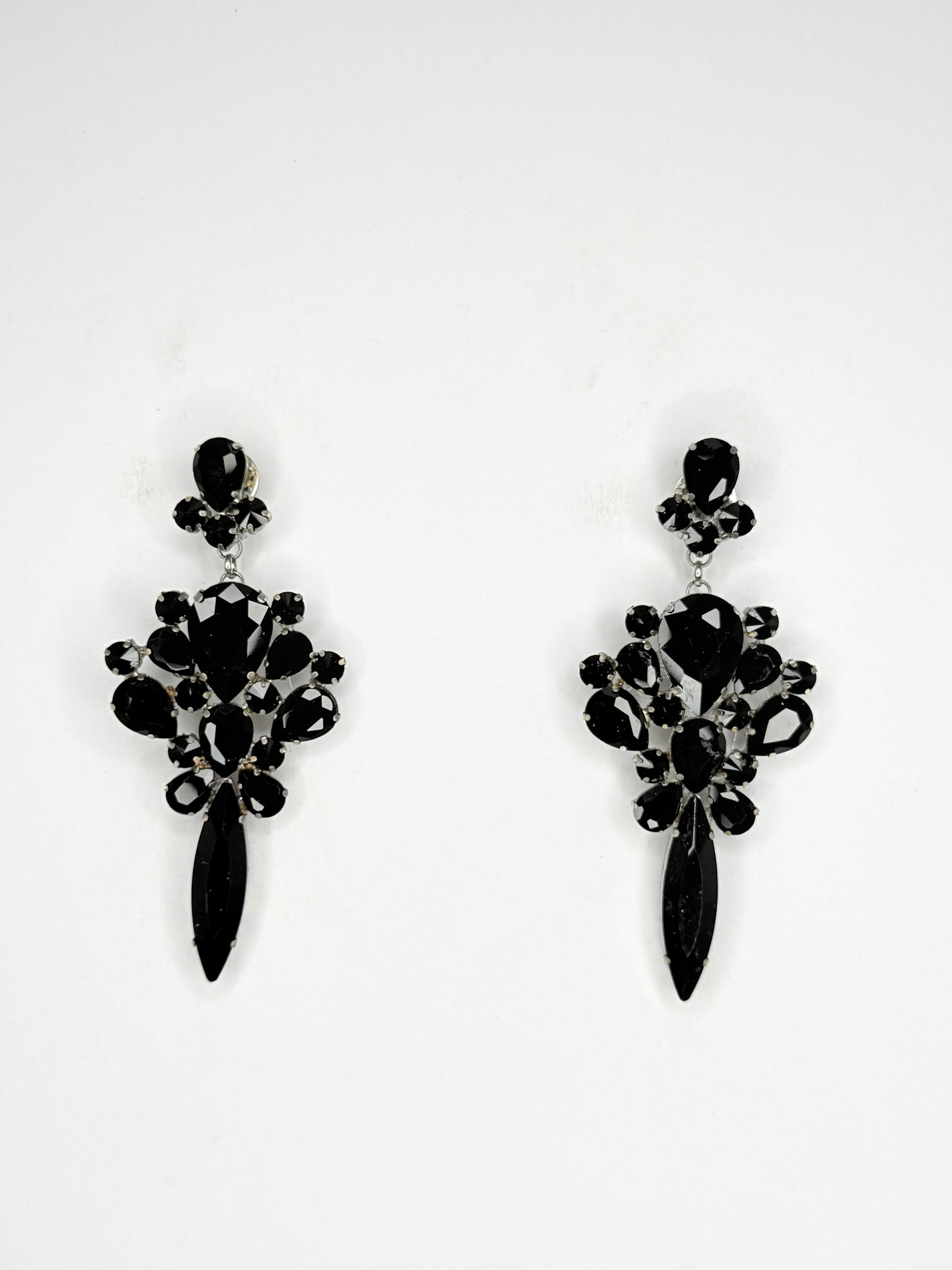 Black Earrings - Medium Size