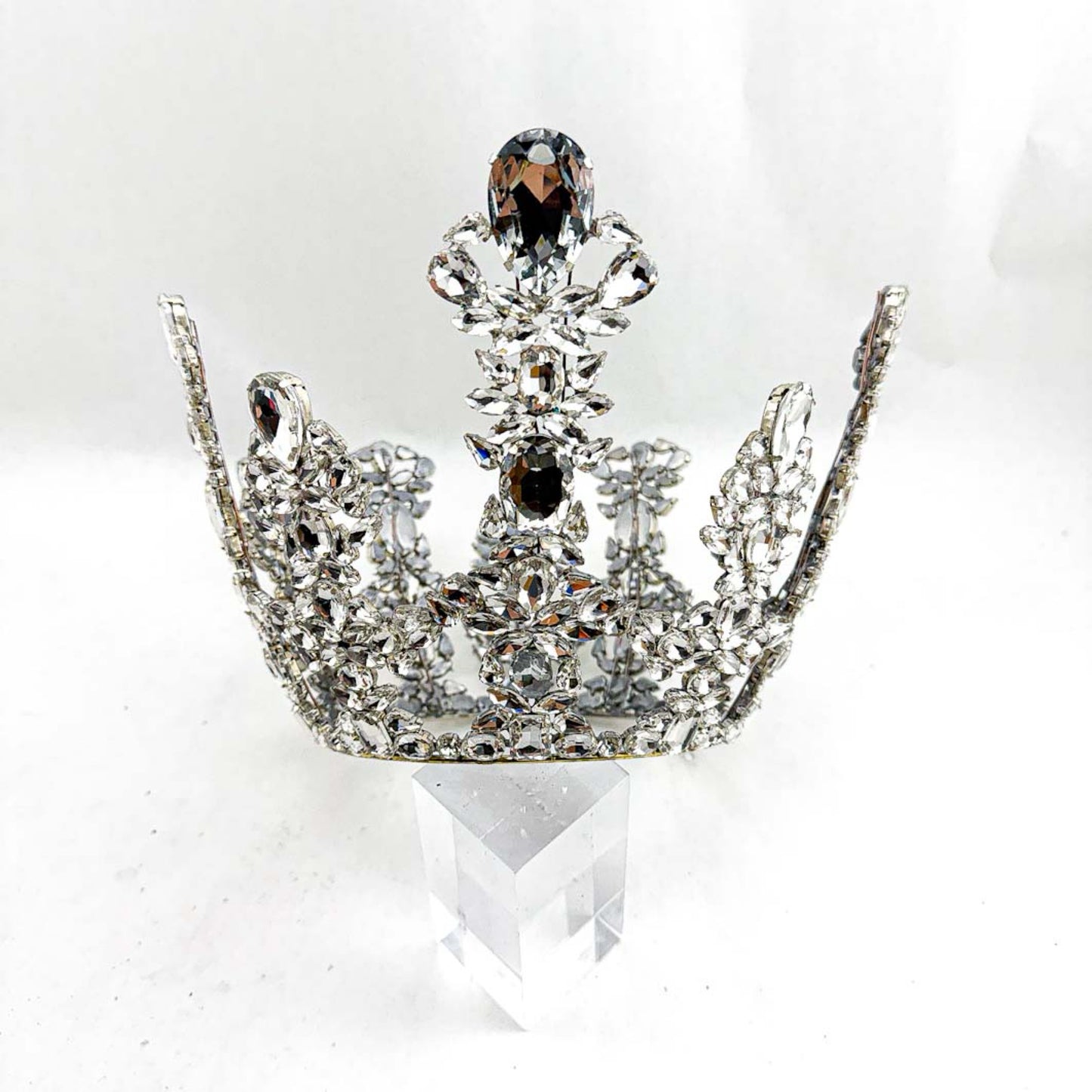 Clear Crown & Necklace Set