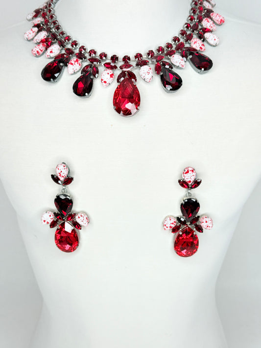 Red Necklace Set