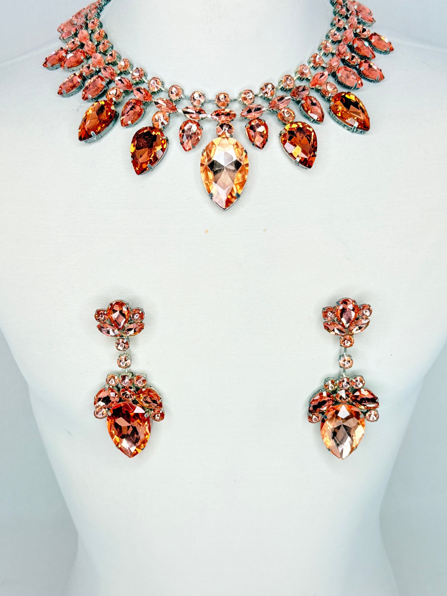 Peach Necklace Set