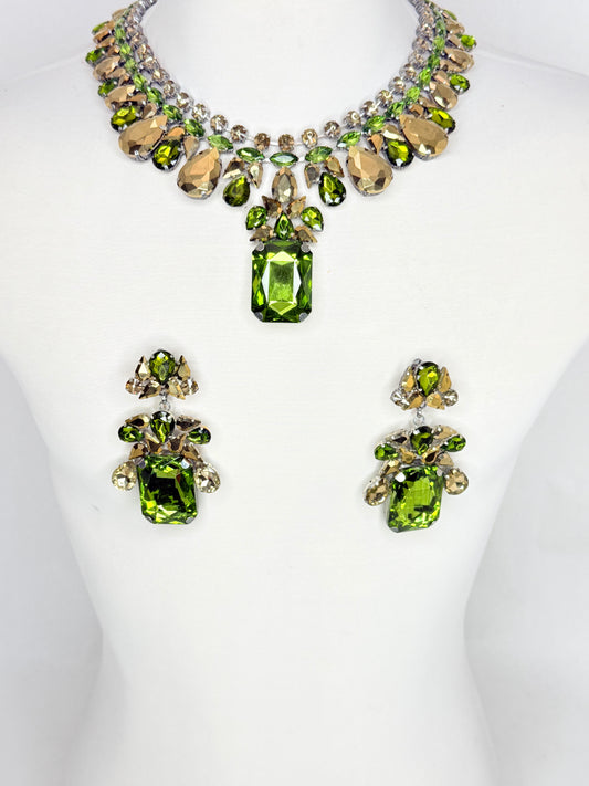 Olive & Gold Necklace Set