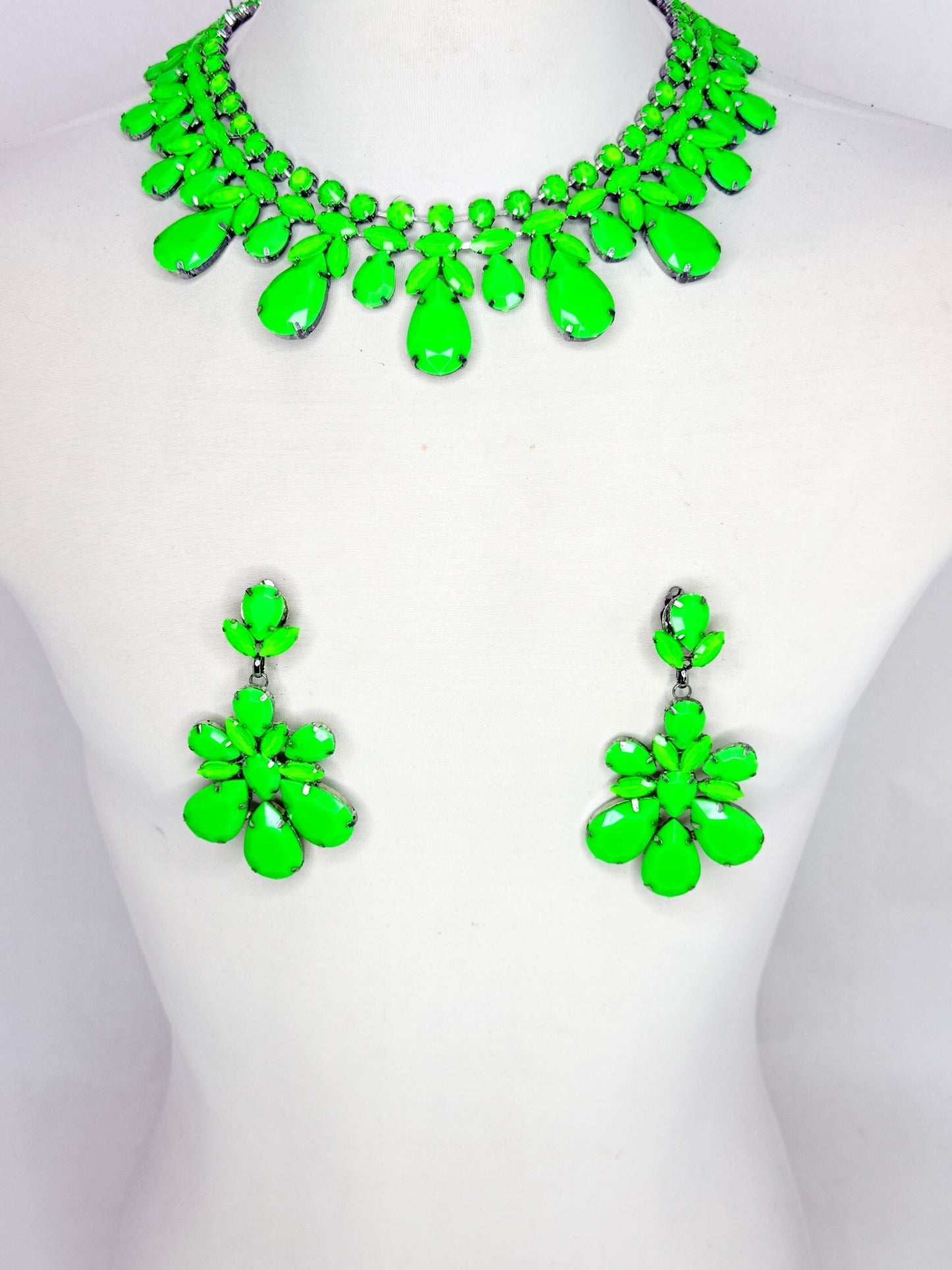 Neon Green Necklace Set