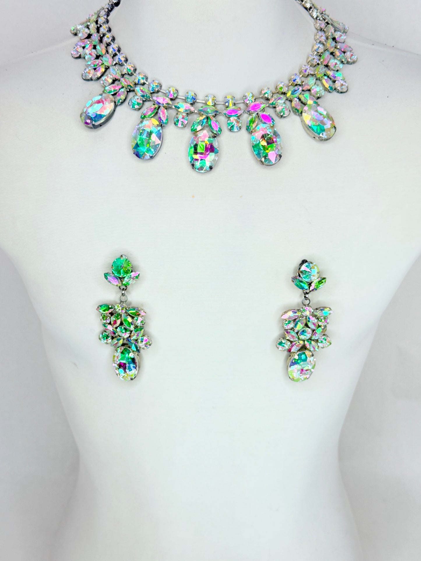 Waterlily Necklace Set