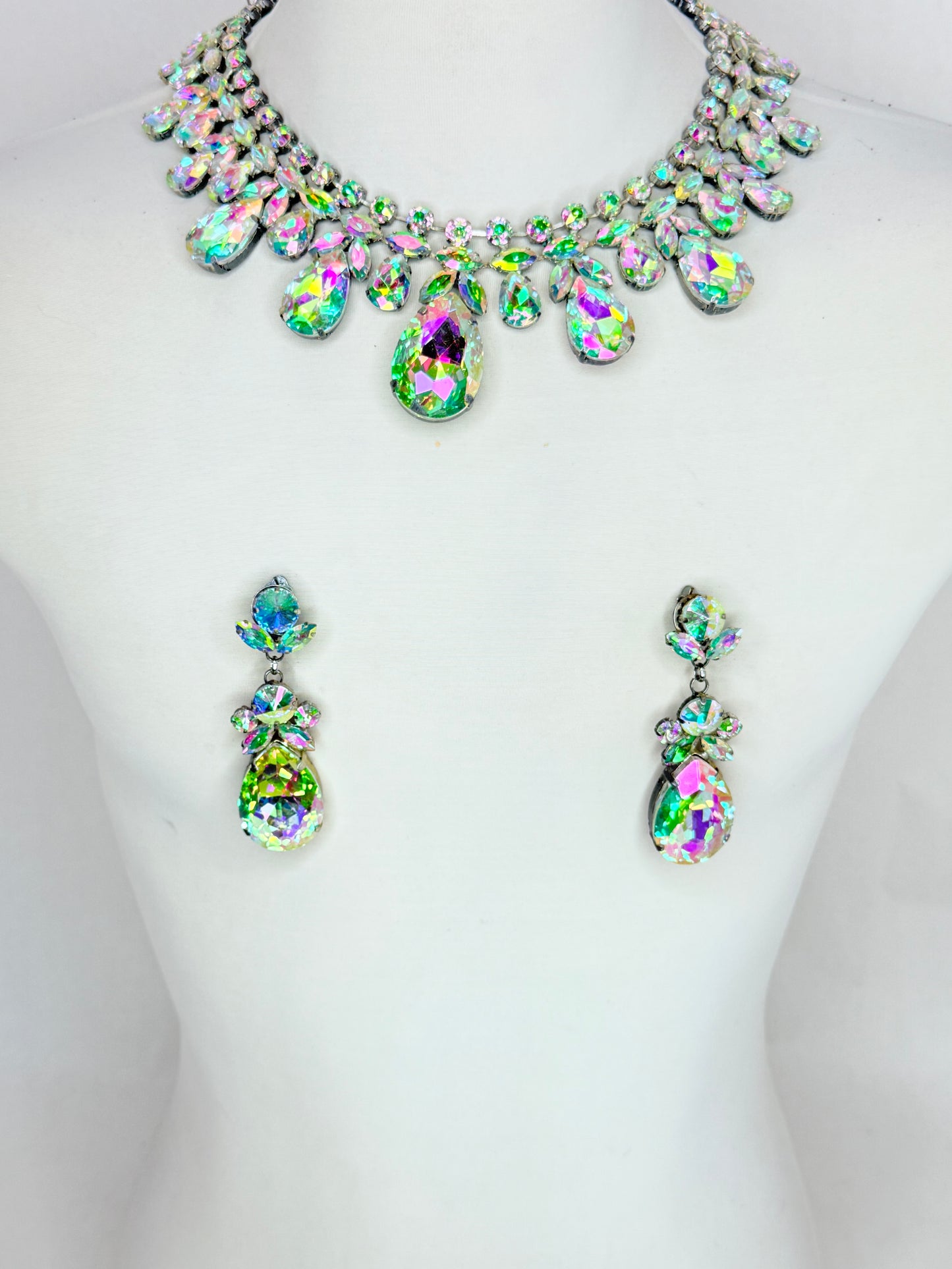 Waterlily Necklace Set