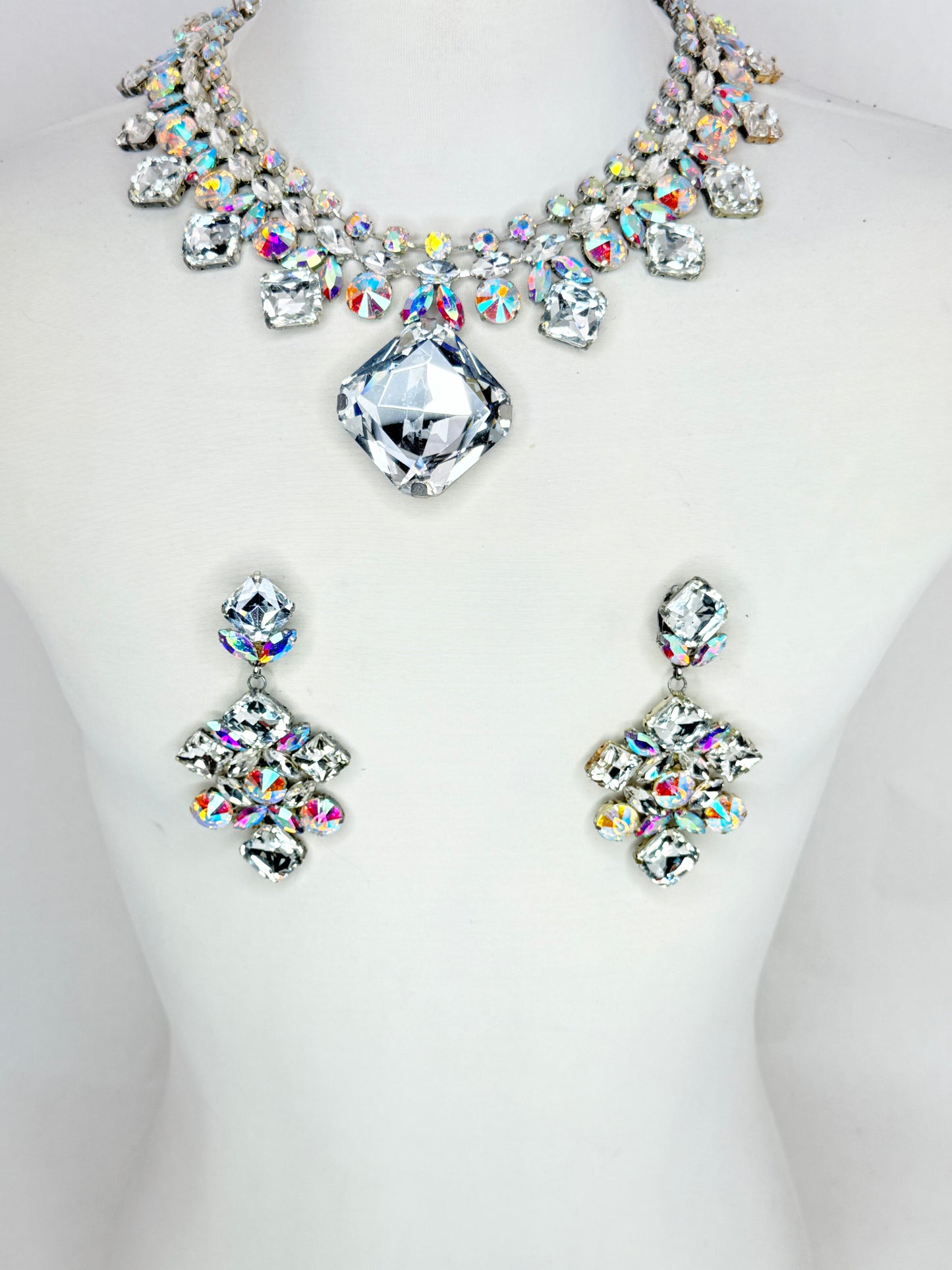 AB & Clear Necklace Set