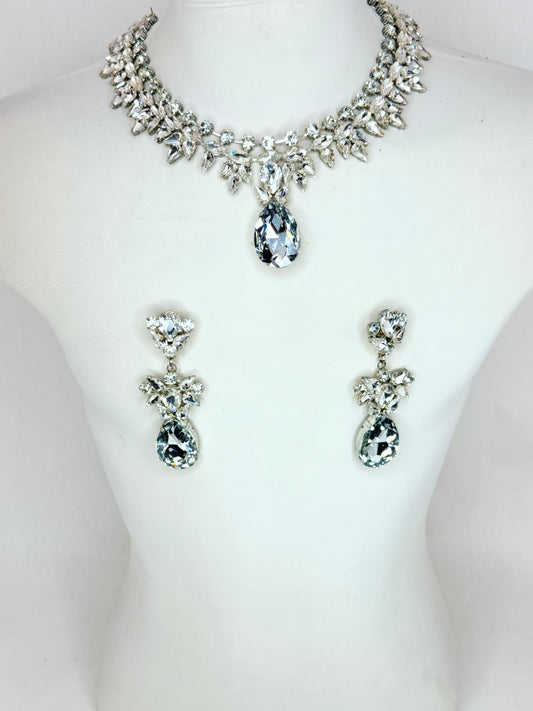 Clear Necklace Set
