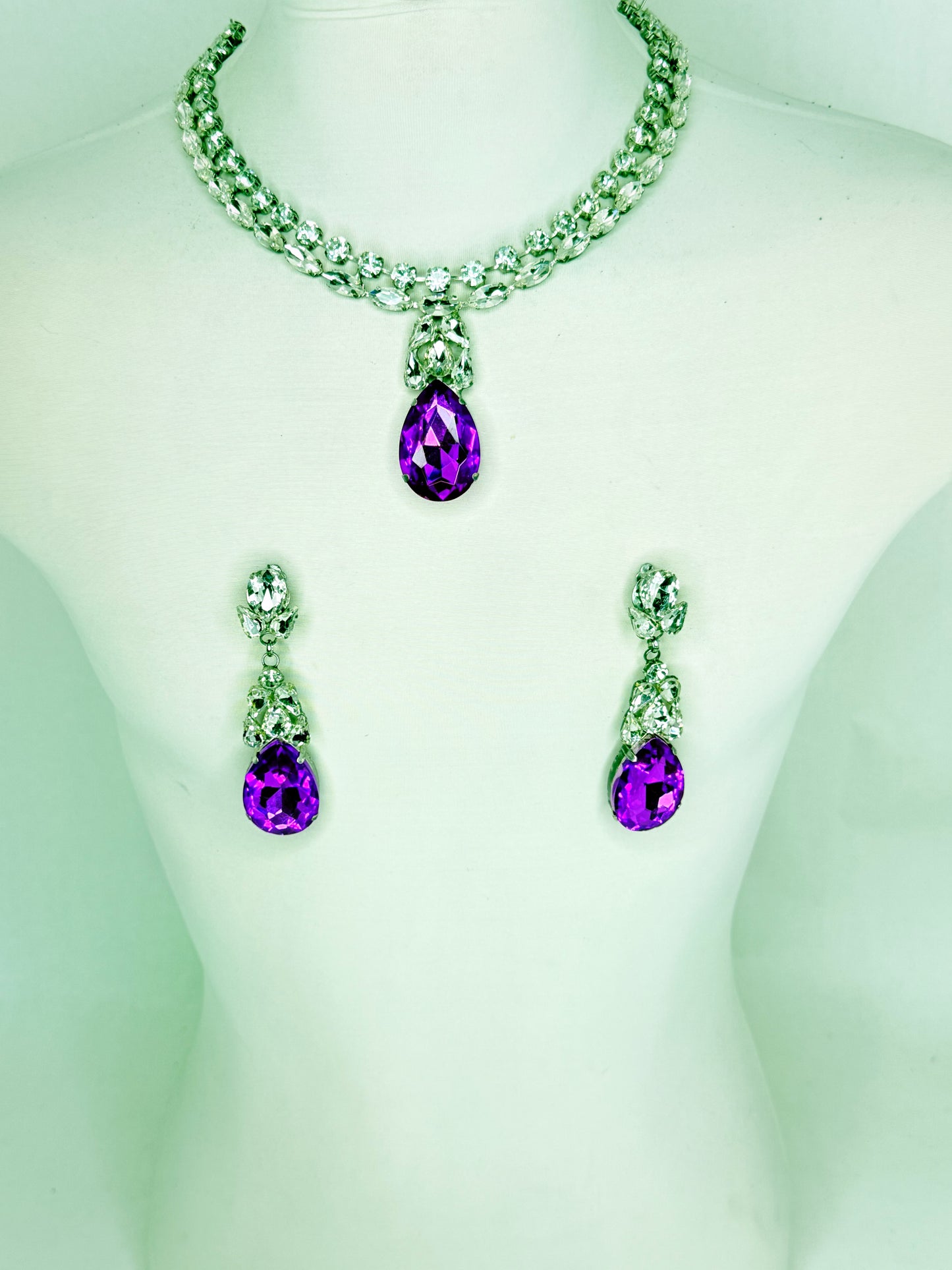 Medium Purple & Clear Necklace Set