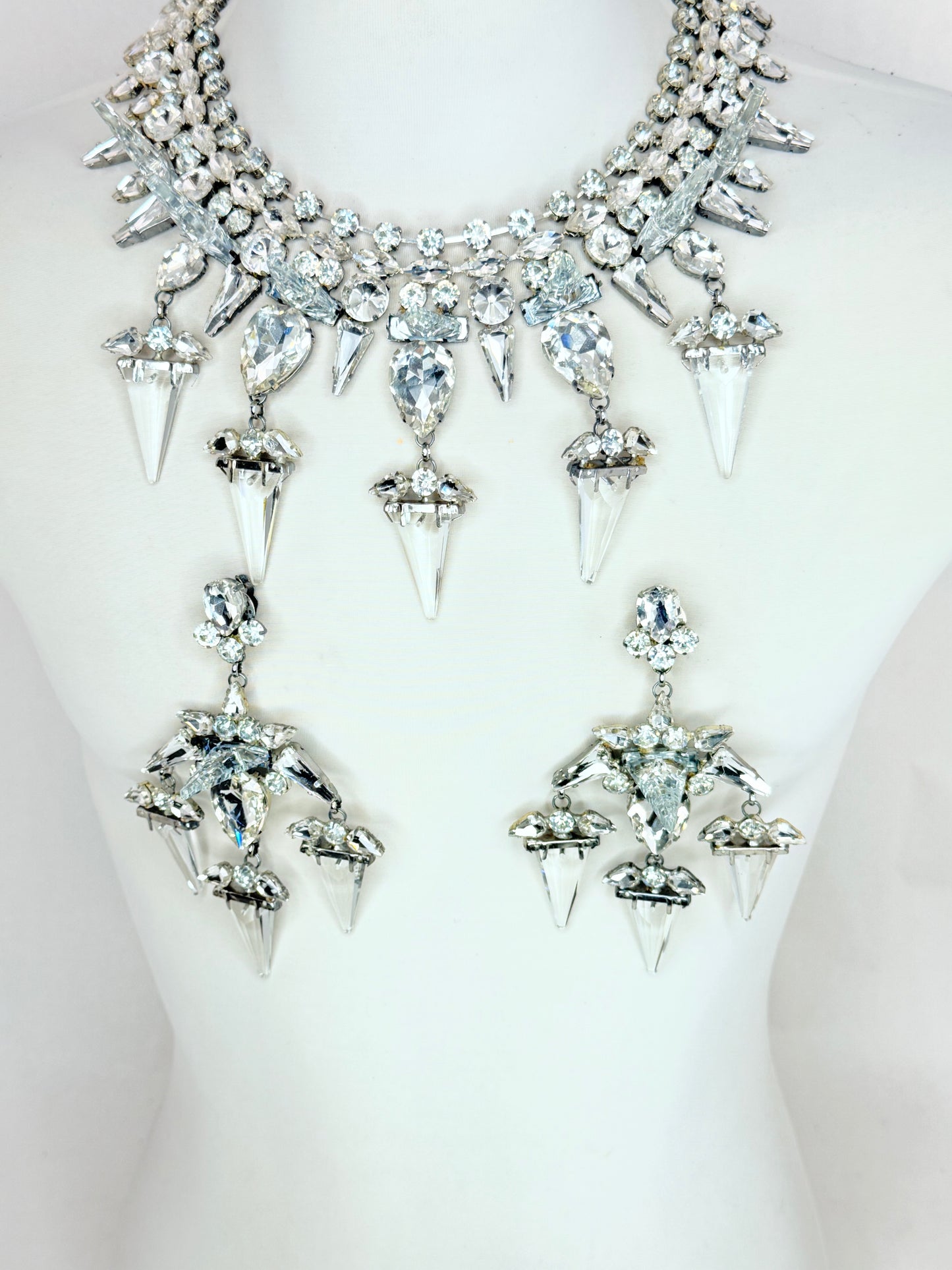 Clear & Crystal Spike Necklace Set