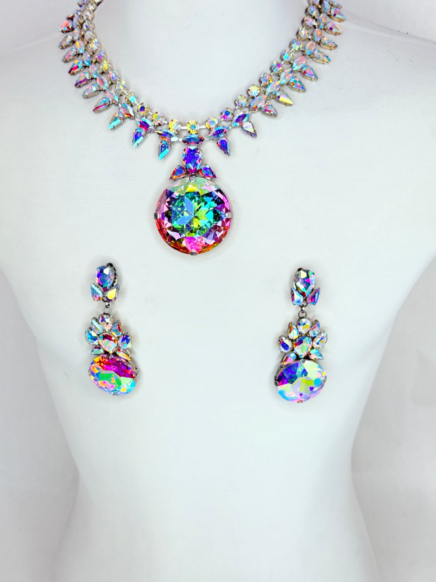 AB Necklace Set