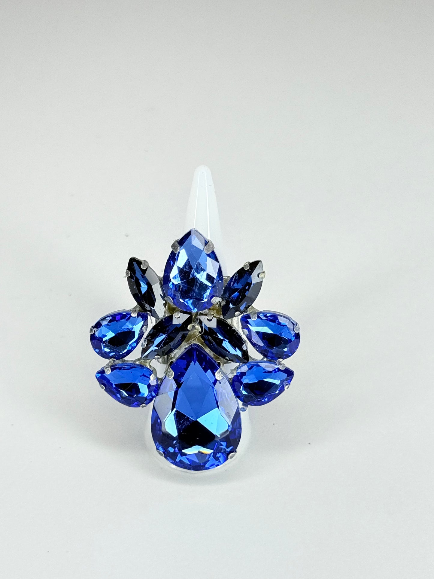 Sapphire Blue Ring