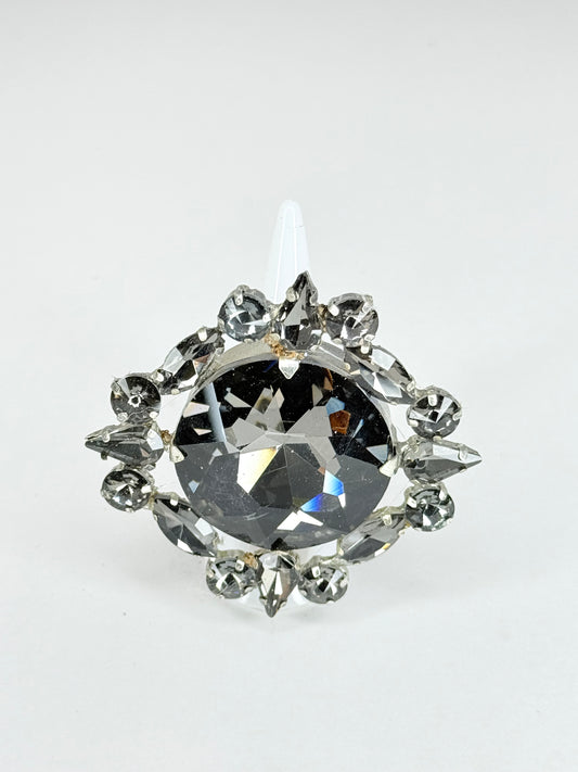 Grey Ring