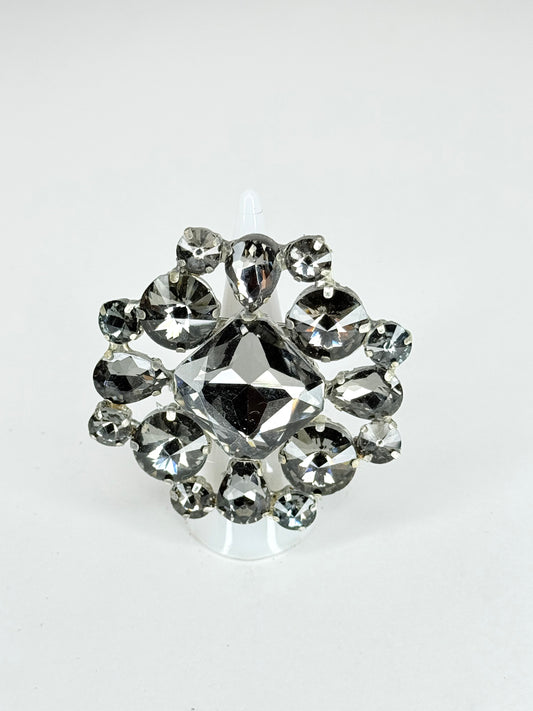 Grey Ring