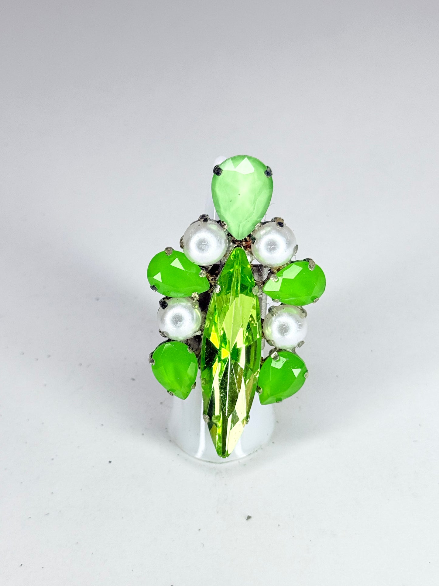 Peridot & Pearls Ring