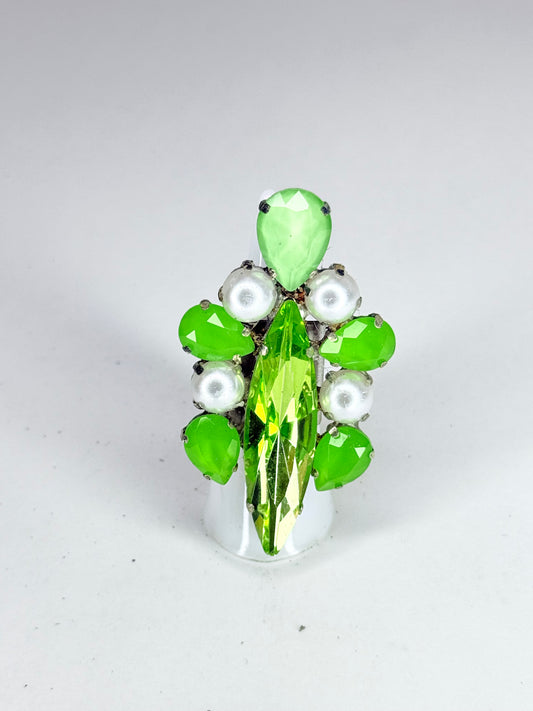 Peridot & Pearls Ring