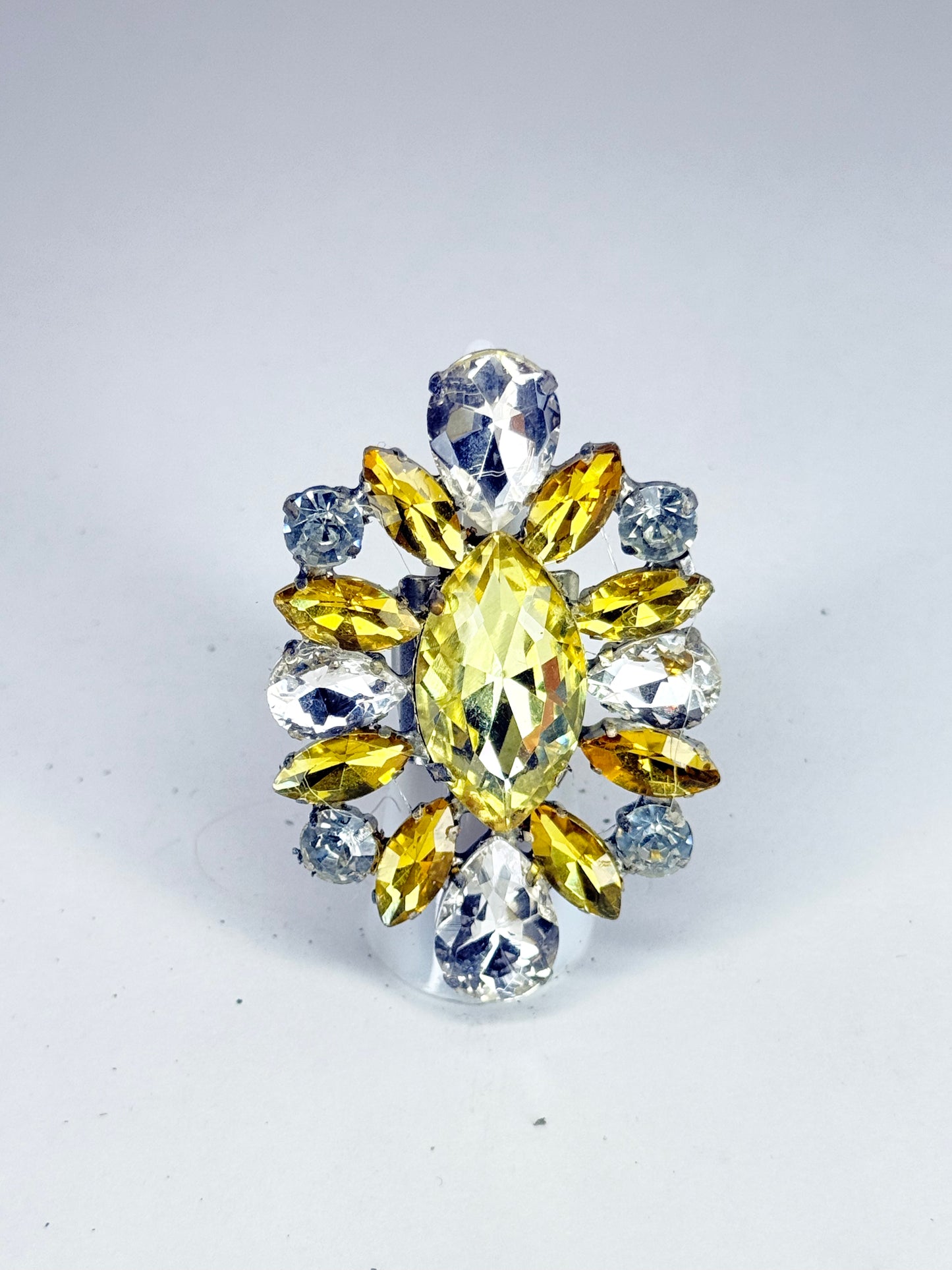 Light Yellow & Clear Ring