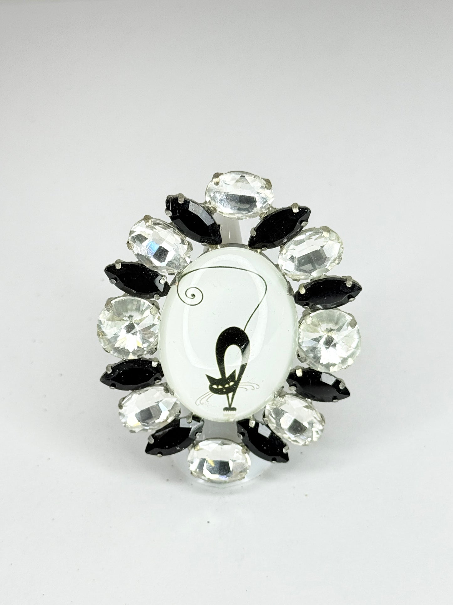 Clear & Black Cat Cameo Ring