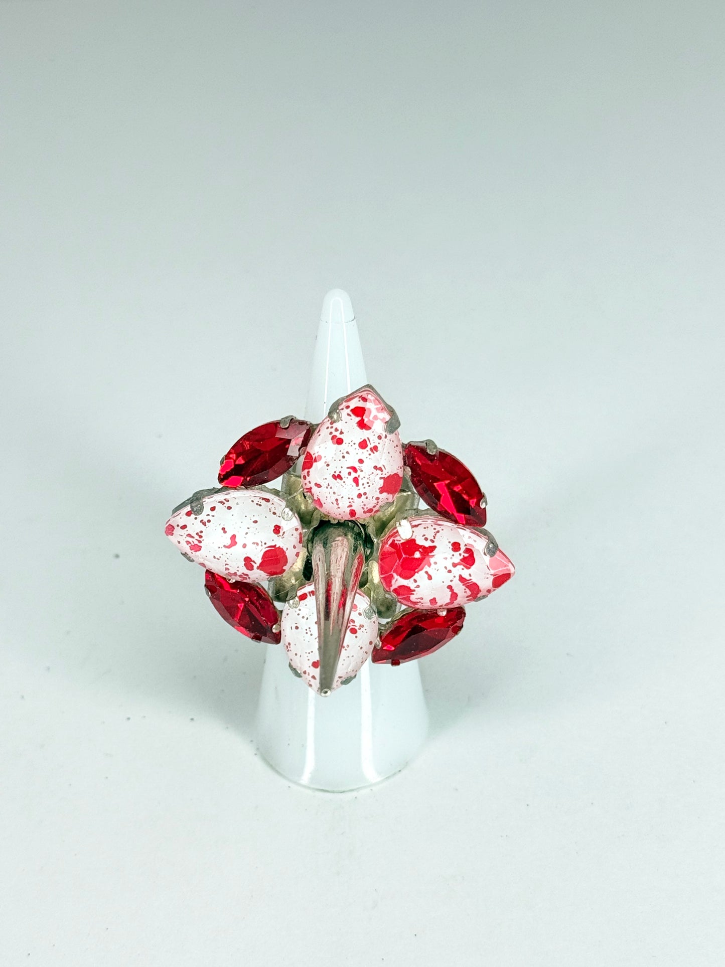 Red & Eggshell Spike Ring