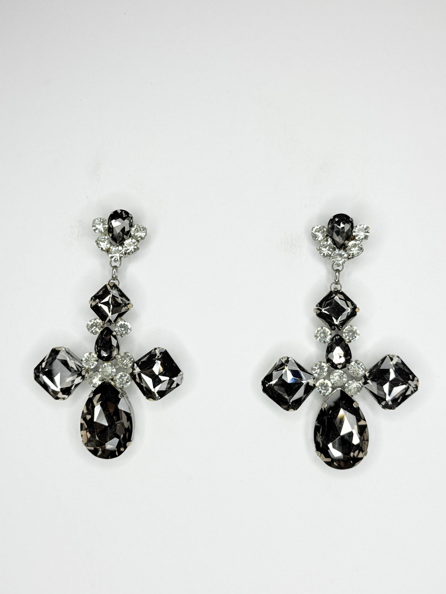 Grey & Clear Earrings - Medium Size