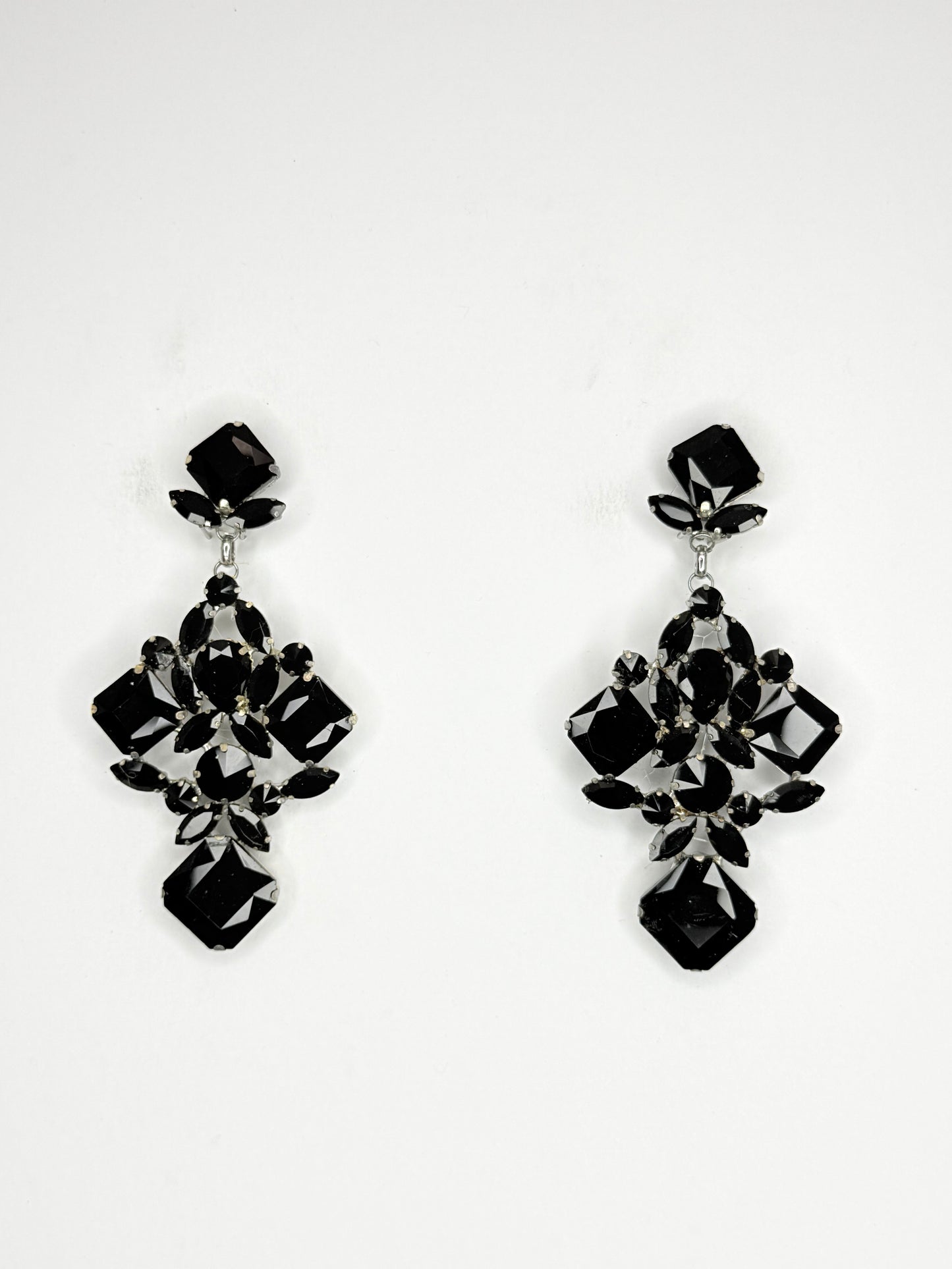 Black Earrings - Medium Size